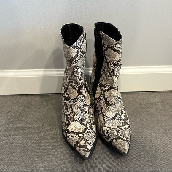 Truffle Collection European Snakeskin Pointed Tow Cowboy Boots - Picture 1 of 6
